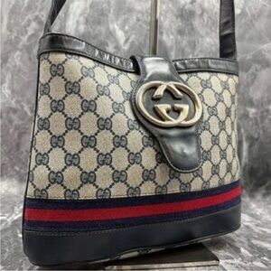 Gucci Beige and Navy Shoulder Bag with Red Accents